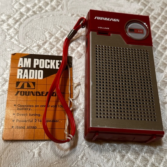 1970 Sound Design AM Pocket Radio IOB & Tag - Picture 6 of 7